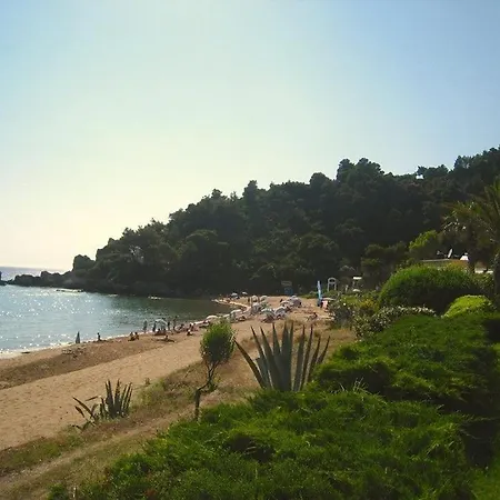 Alexandras On The Beach And Pool Apt Glyfada  Exterior photo